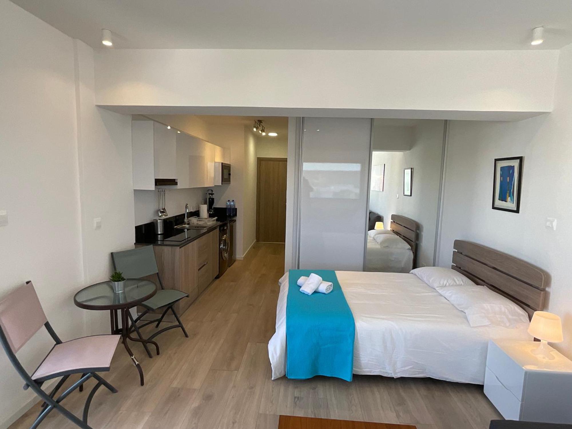 Le Voyageur Appartement Larnaca Buitenkant foto