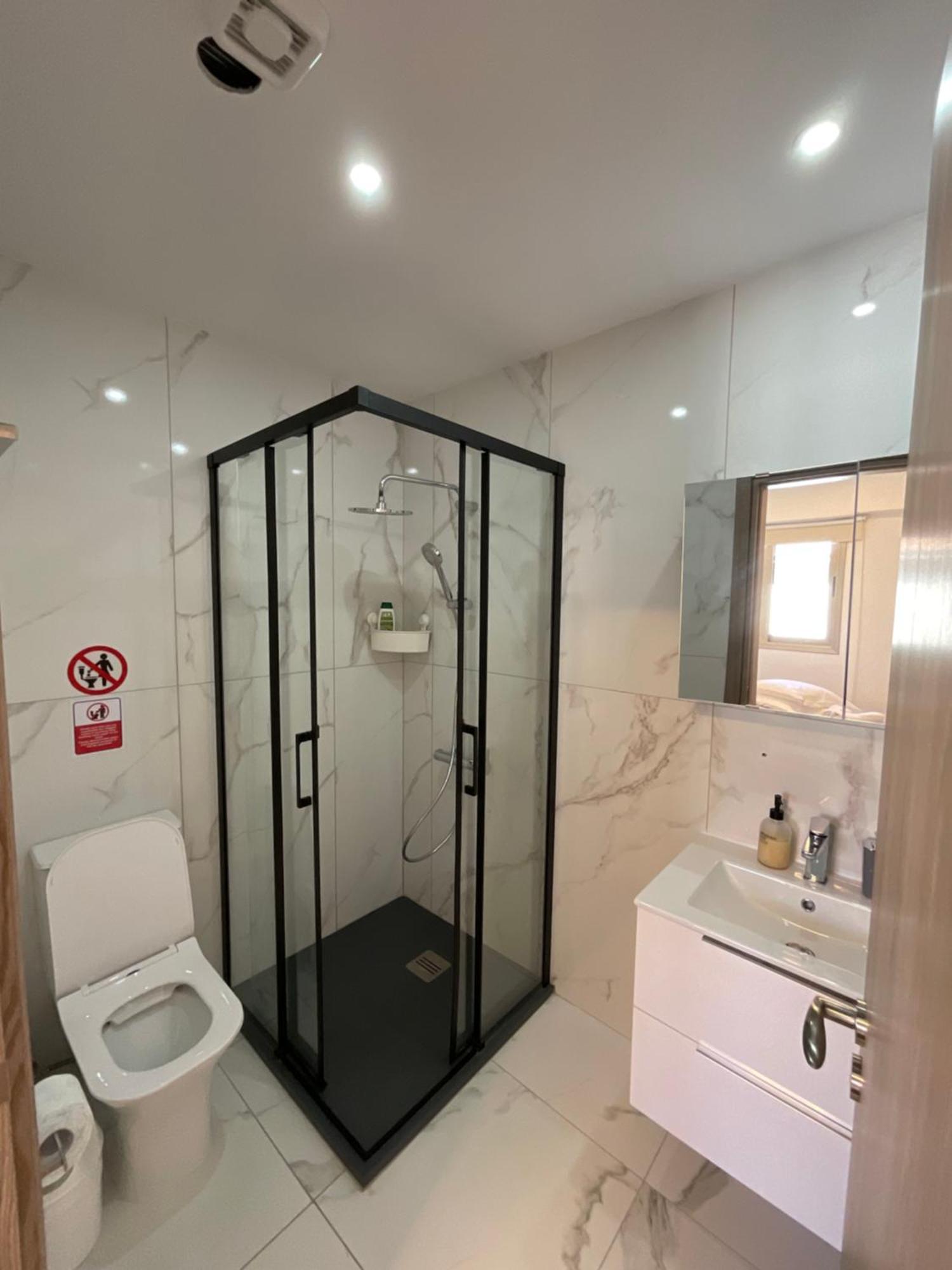 Le Voyageur Appartement Larnaca Buitenkant foto
