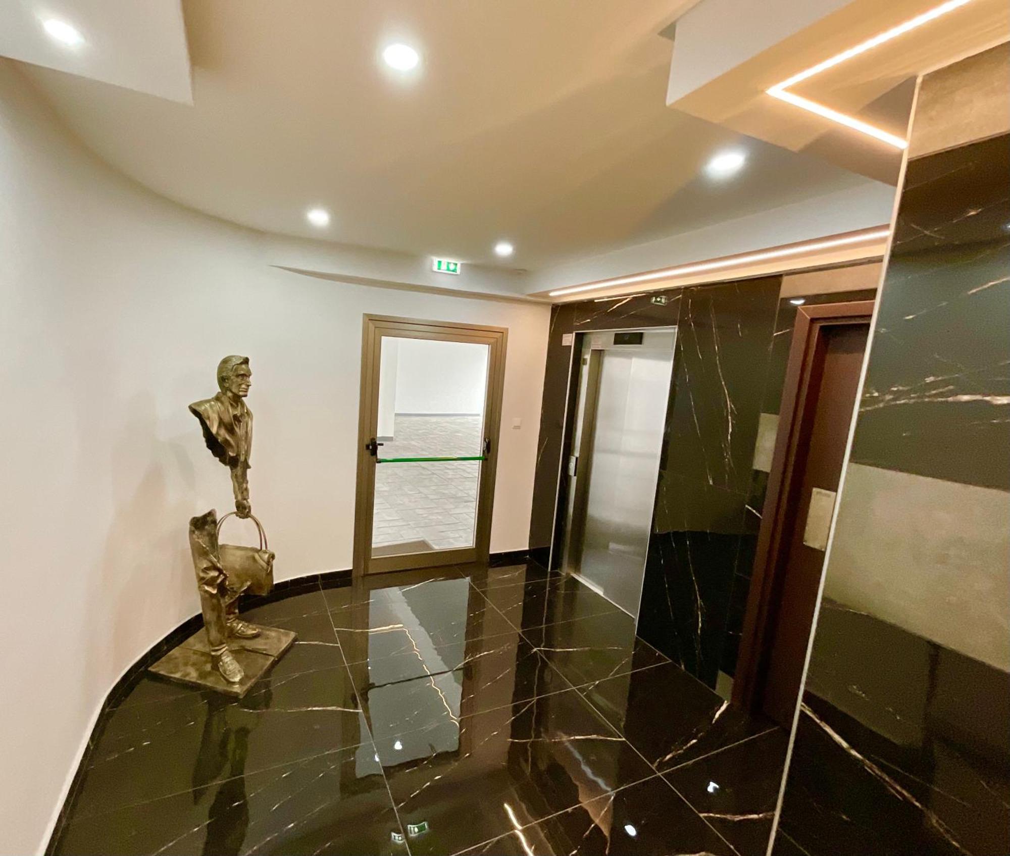 Le Voyageur Appartement Larnaca Buitenkant foto