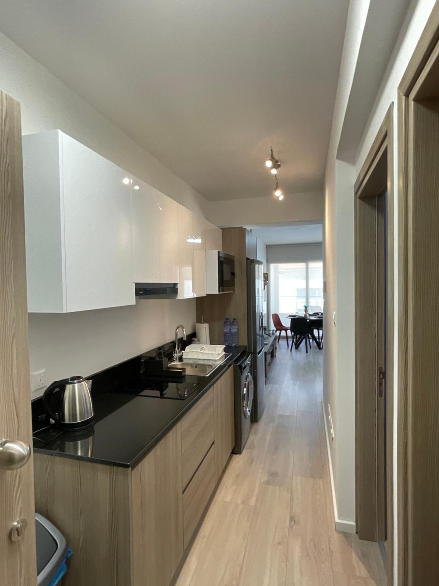 Le Voyageur Appartement Larnaca Buitenkant foto